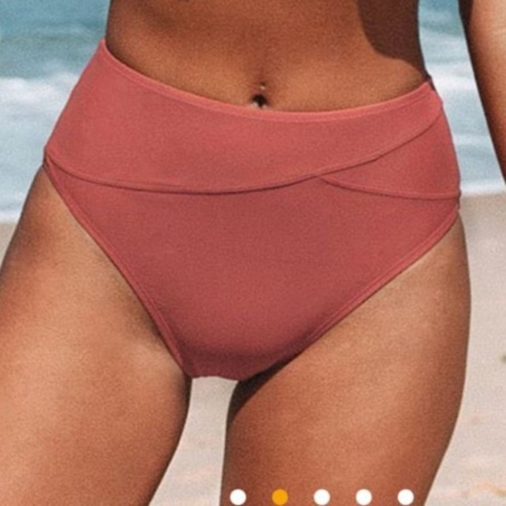👙 Cupshe Marsala Twist High Waist  Swimsuit Bottom AC11484R Size M NWT